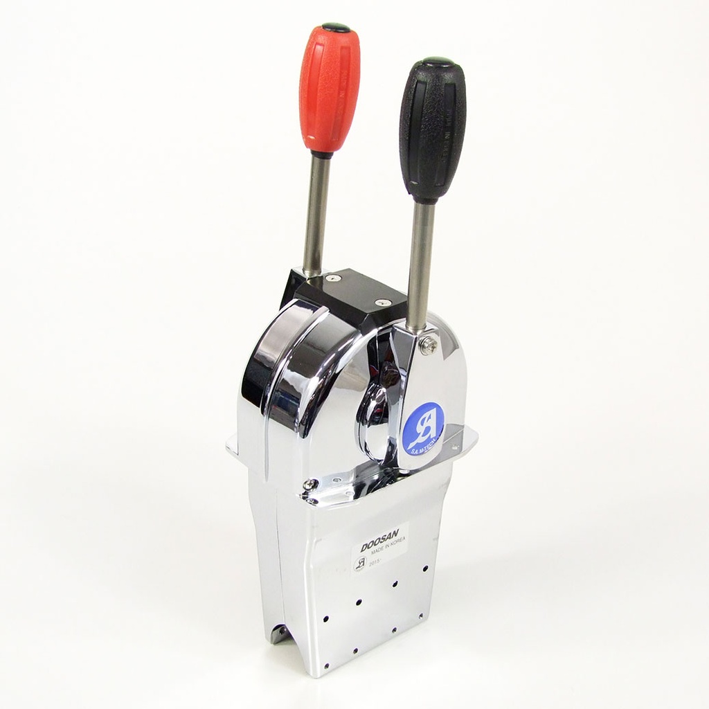 Single-engine top-mount twin-lever control