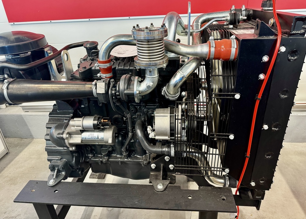 IVECO FPT N67MNTX20.00 ( 129 kW ) dieselmoottori (kopio)