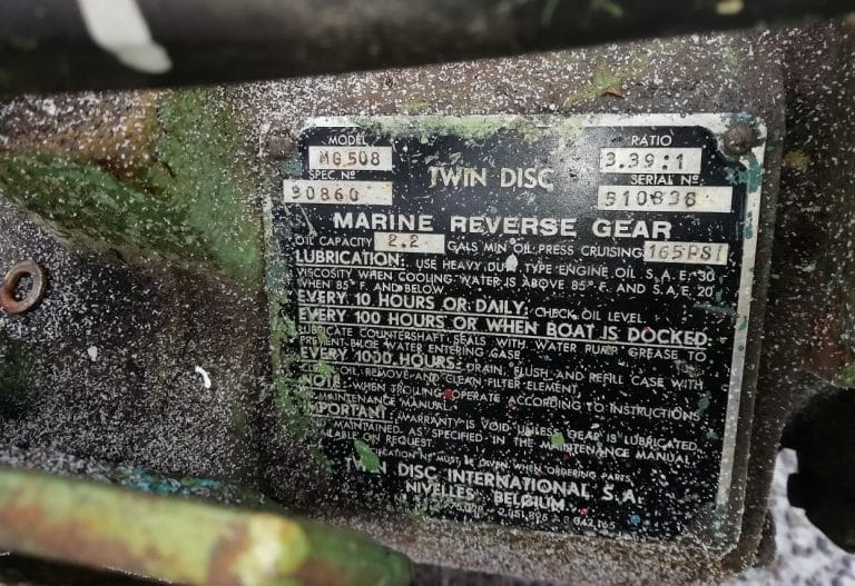 Myyntitilillä oleva vaihtokone: Twin Disc MG 508 merivaihde