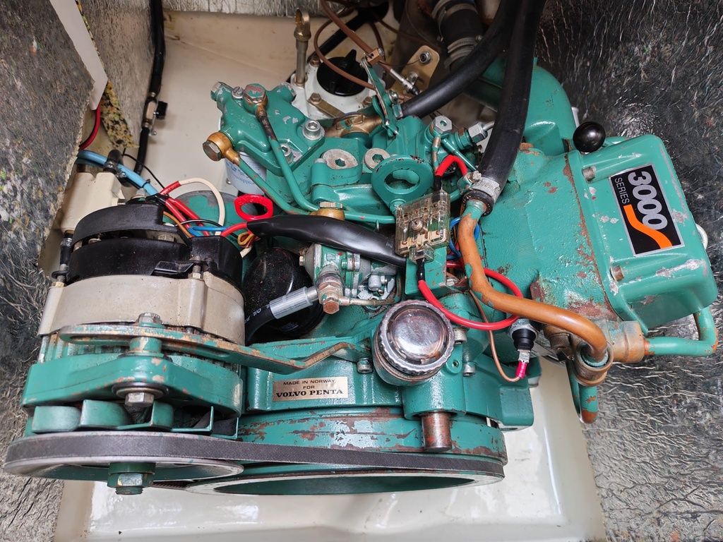 Exchange units available for sale: Volvo Penta MD5c/120s